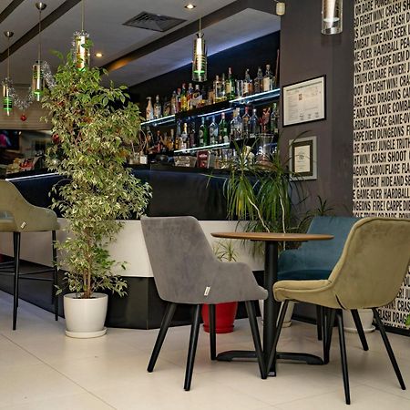 Gran Via Hotel Burgas Exterior photo